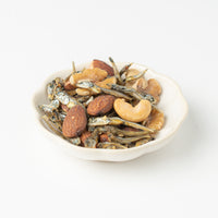 伊吹の小魚MIXナッツ 80g